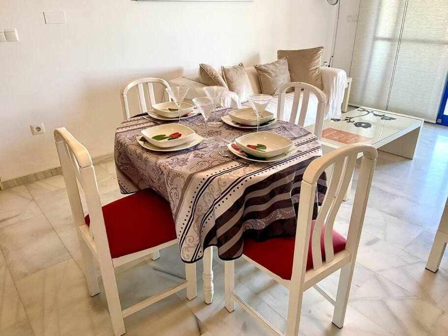 Apartamento Rocio By Solymar Holiday Torre Del Mar Dış mekan fotoğraf