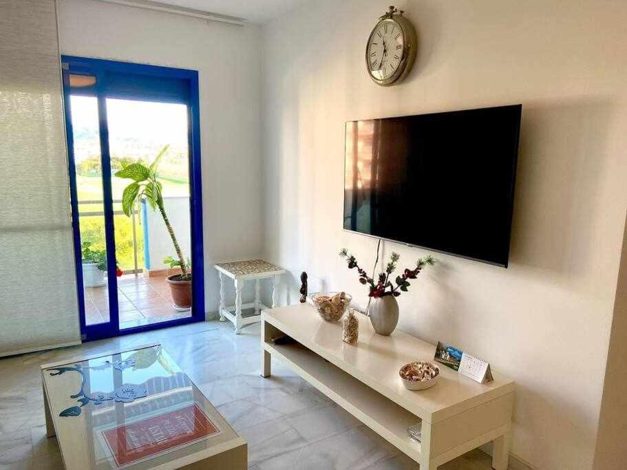 Apartamento Rocio By Solymar Holiday Torre Del Mar Dış mekan fotoğraf